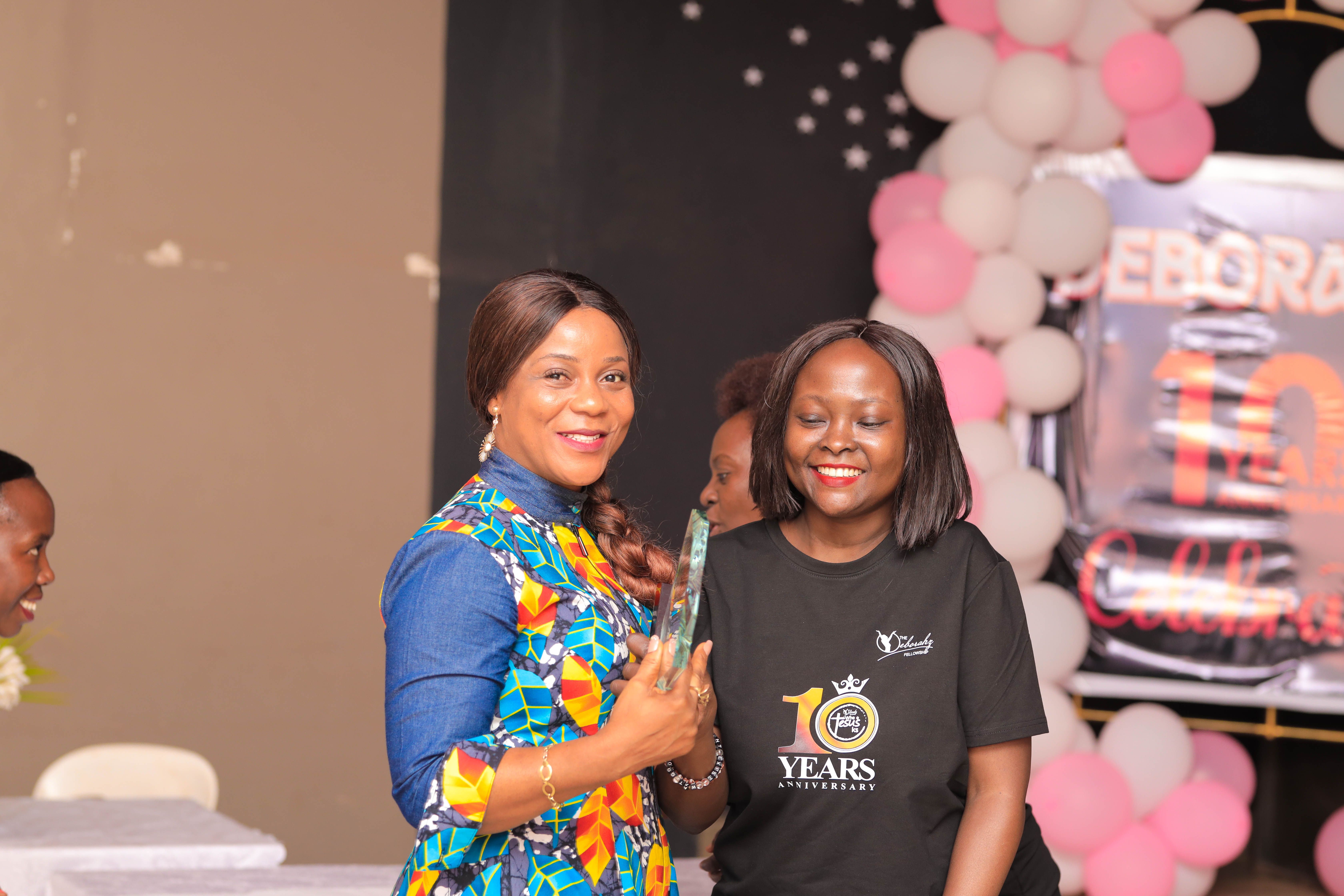 Mama Mary Honouring Former Spiritual Mother with an Award