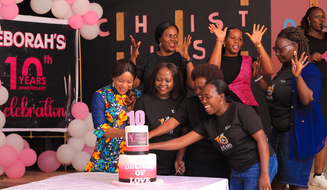 The 10th Anniversary Cutting Cake